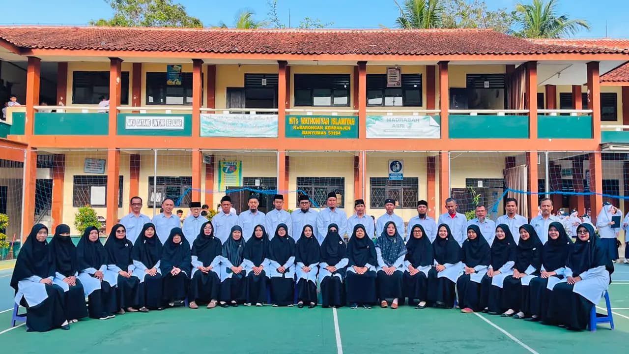 Dewan Guru MTs WI Kebarongan