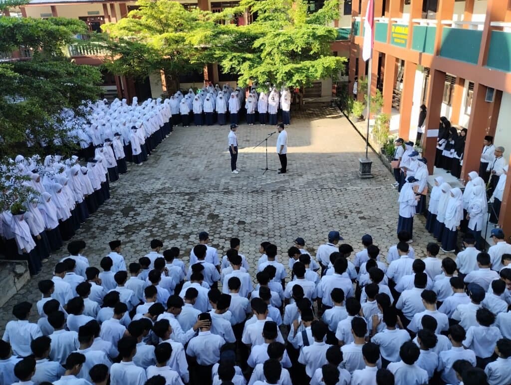 Peringatan HARDIKNAS (Hari Pendidikan Nasional) di MTs WI Kebarongan